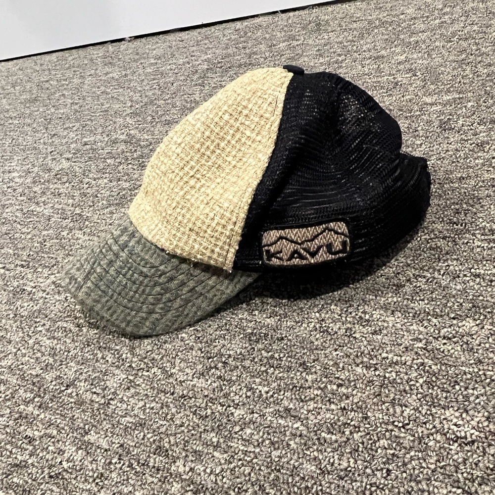 KAVU hat- unique style